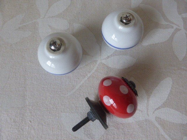 Eisenwaren: 3 Stück Keramik Möbel Knöpfe Vintage – Neu (gemäss Beschreibung) aus Hitzkirch von kleinerbaer01 1
