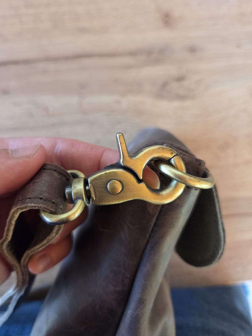Sacs femmes: Holzrichter Umhängetasche Leder klein – D'occasion à Dallenwil par Lea567 5