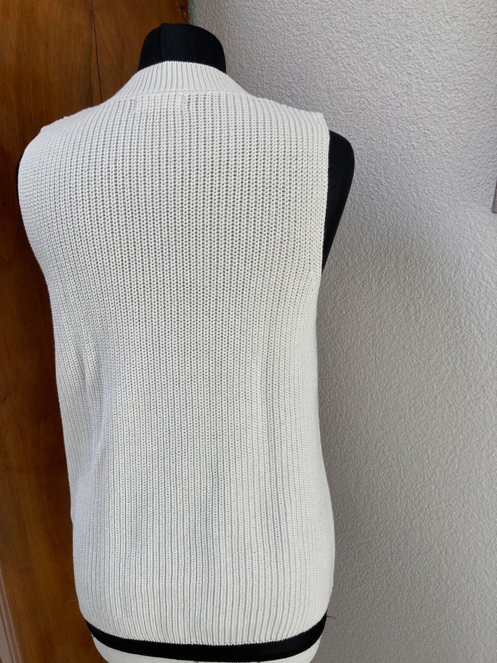 Pullover & Sweatshirts: Pulli, Debardeur, weiss,  BYFEMME Grösse 38, Neu – Neu (gemäss Beschreibung) aus Glattpark (Opfikon) von Pangie 1