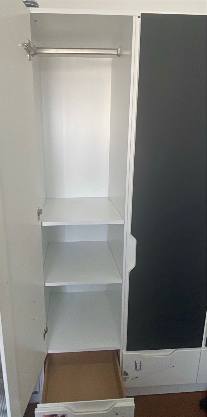 Geuther Schränke: Kinder Kleiderschrank – Gebraucht aus Hendschiken von tau77 1