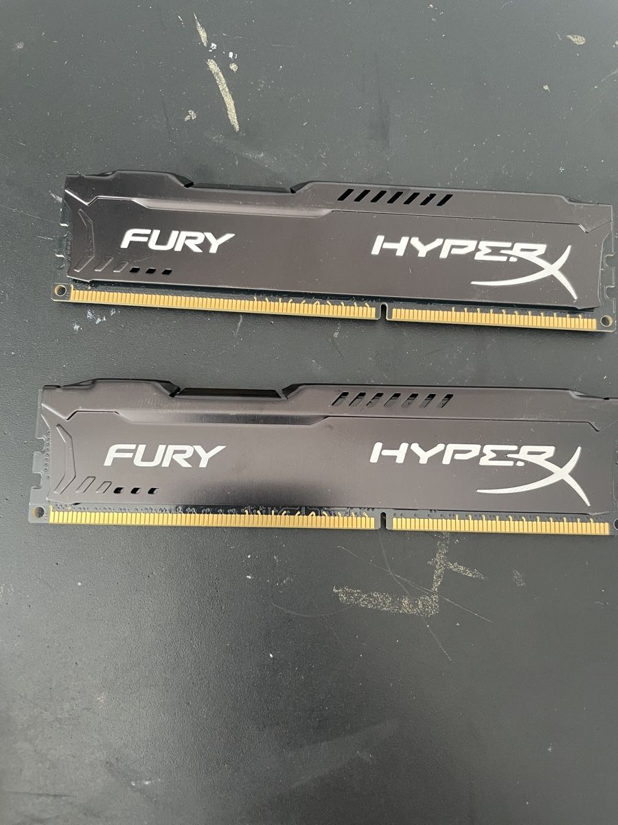 Hyperx Memoria / RAM: HYPERX FURY DDR3 RAM – Usato da Brüttisellen venduto da kormanb