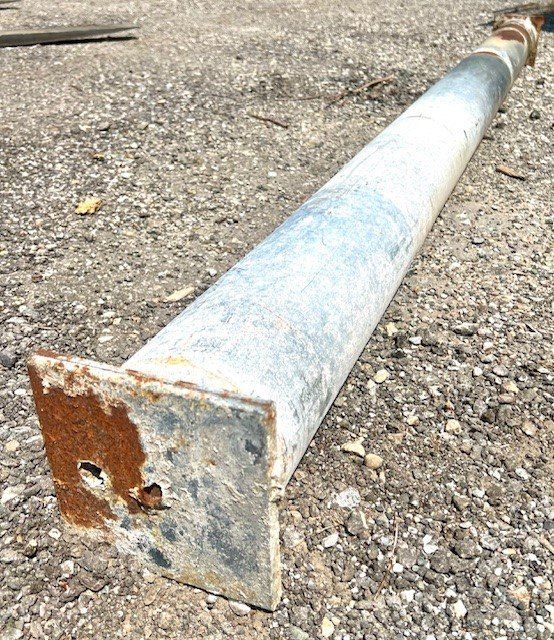 Travi: Stahlstützen, Stahlrohre mit Endplatten – Usato da Riedtwil venduto da wiederverwendung 1