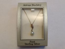 Silber Designer Anhänger mit Halskette von Adrian Buckley