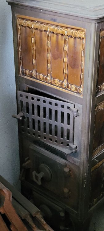 Poêle ancien en fonte et faïence | Acheter sur Ricardo