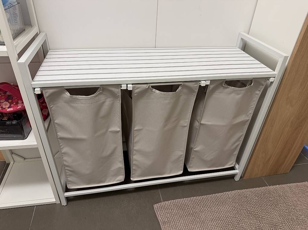 Paniers à linge: Wäschekorb – D'occasion à Schindellegi par wae_fhj7