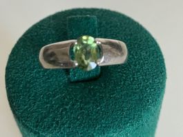 Bague en argent 925 signe Cavill avec pierre verte,