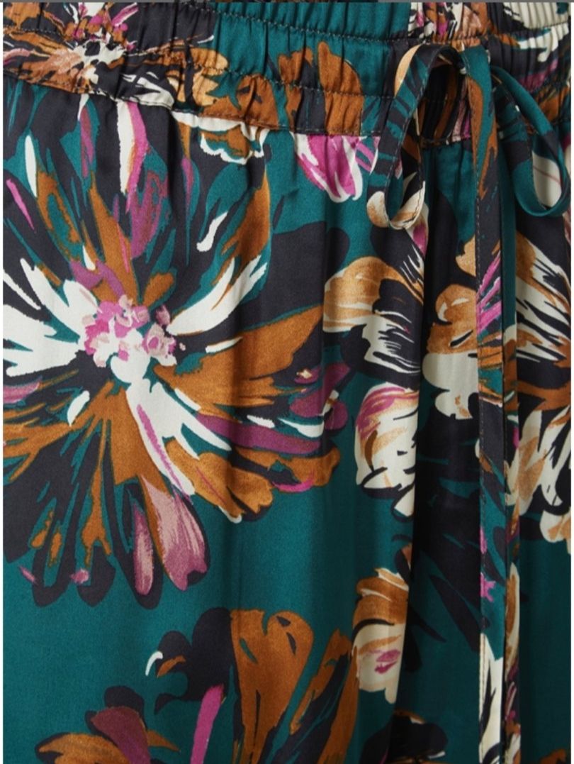 Pantaloni: Milla Sommerhose mit Blumenmuster, Gr. 38 – Nuovo (secondo la descrizione) da himmelried venduto da bribuli 1