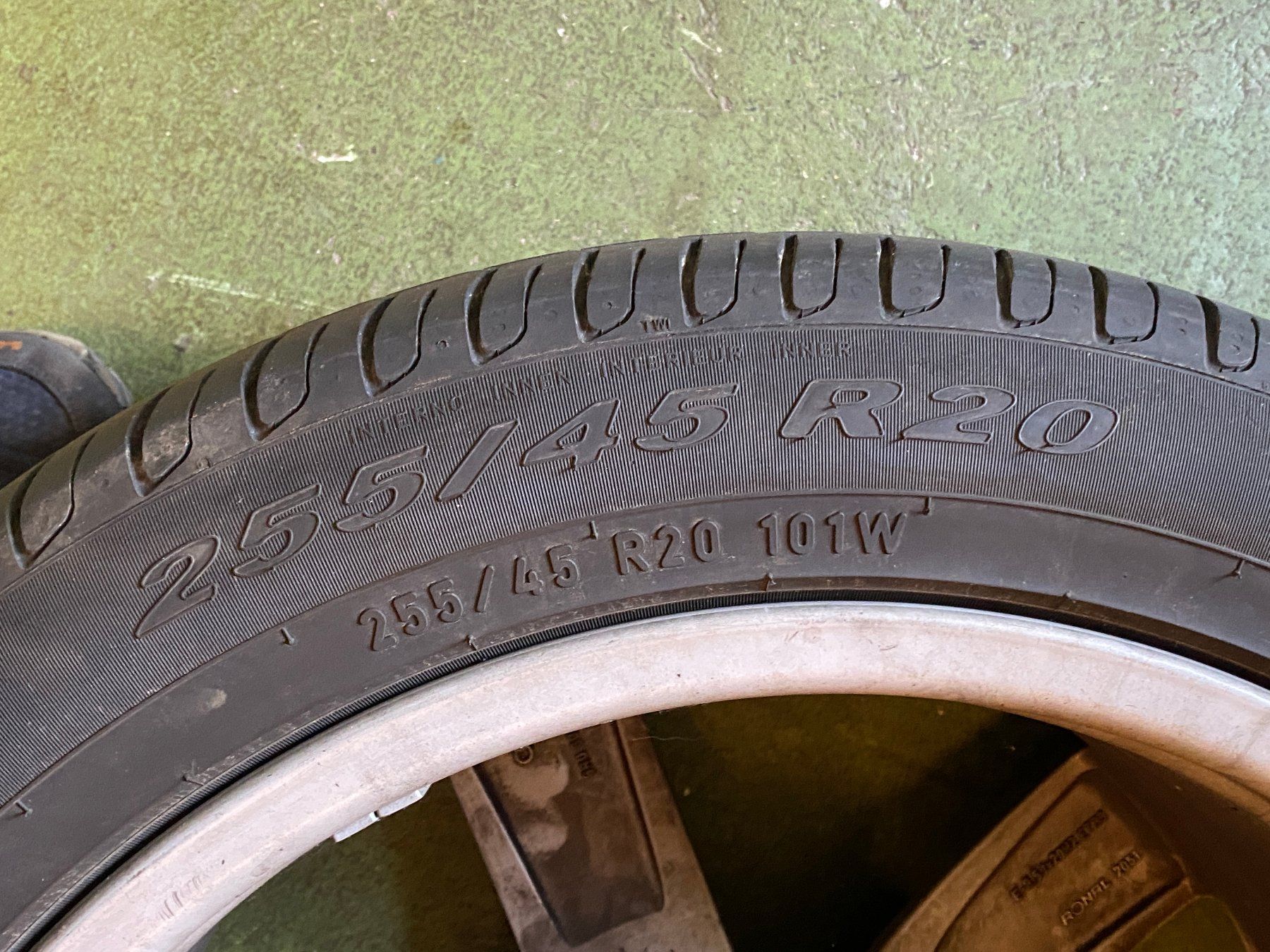 Pneumatici & Ruote complete: Sommerräder Audi 255/45 R20 – Usato da Kaltbrunn venduto da Steoli74 2