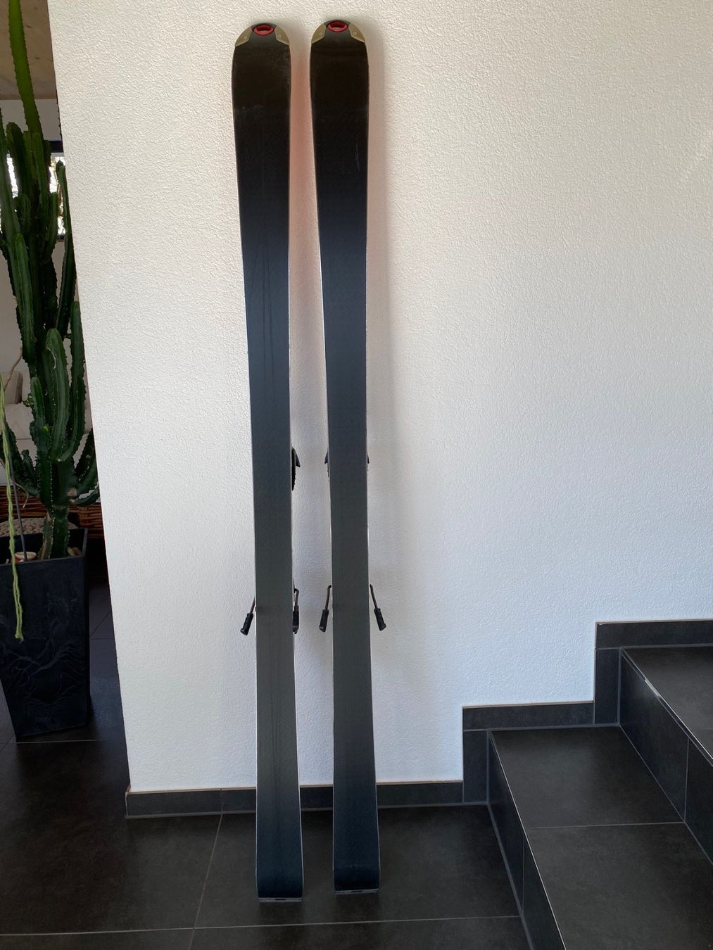 Völkl Sci: Tourenski Völkl, Grösse 160cm – Usato da Kestenholz venduto da Cdk10 2