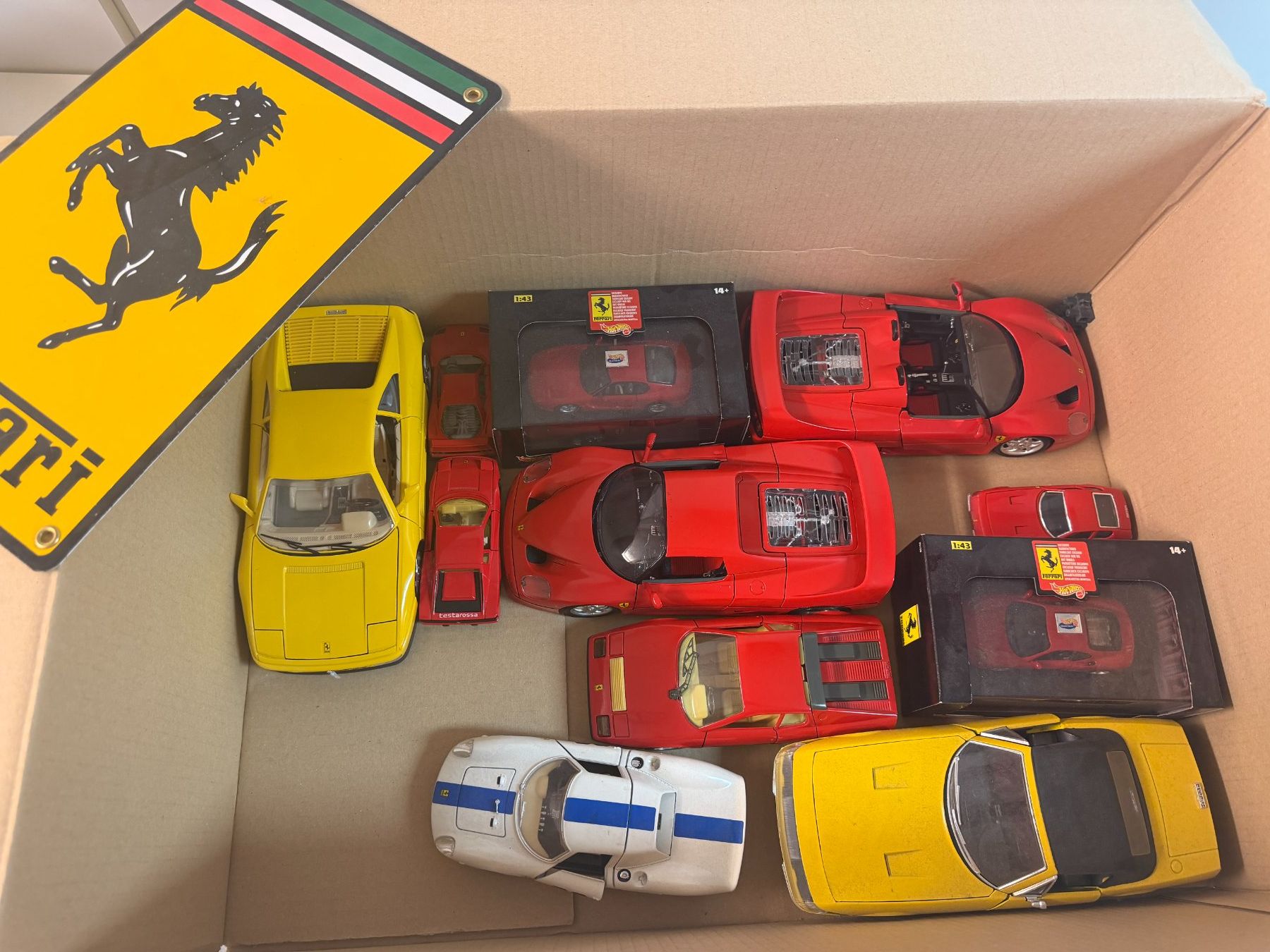 Ferrari Modellautos: Ferrari Sammlung – Gebraucht aus Meilen von Switcher2 3