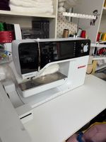 Bernina B 780 Stickmaschine mit viel Zubehör 