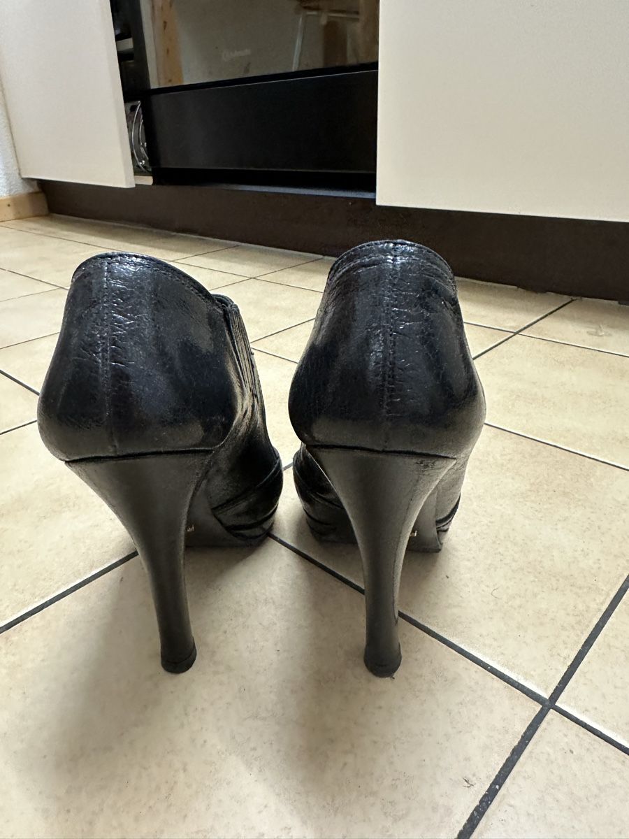 Prada Scarpe da donna: Prada Lederschuhe 38 – Usato da Zuchwil venduto da annaroos 3