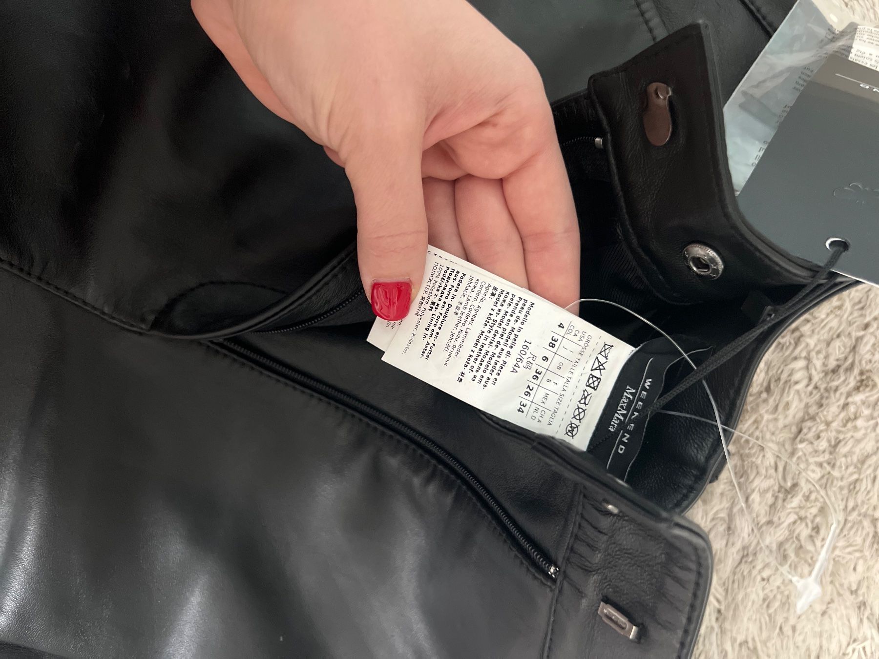 Max Mara Pantaloni: Max Mara Leder Bermudas, new – Nuovo e nell'imballaggio originale da Baar venduto da Zlata1 7