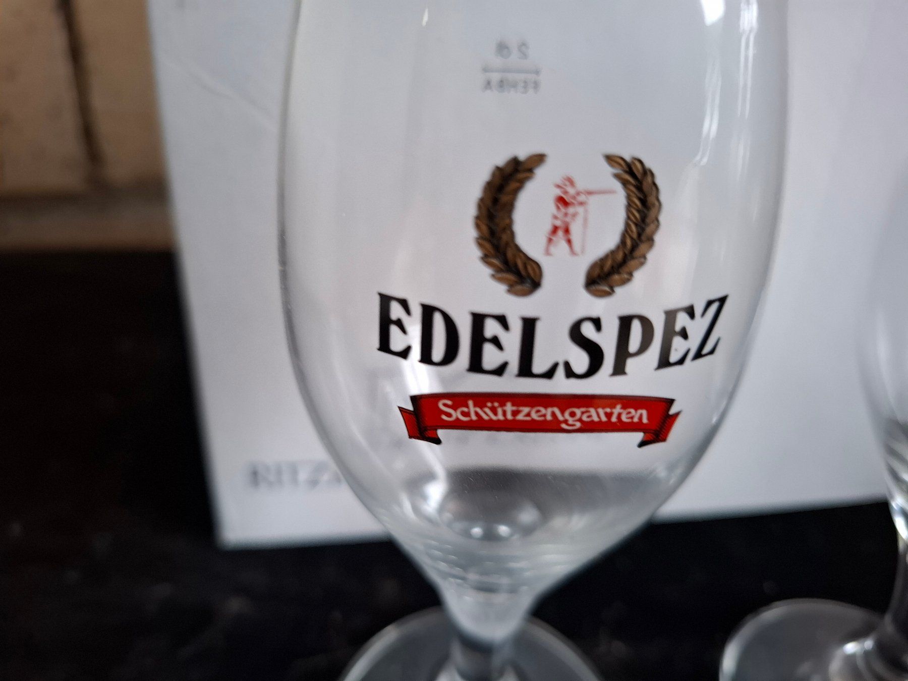 Bicchieri: 6 Schützengarten Edelspez Biergläser gebraucht – Nuovo (secondo la descrizione) da Schönholzerswilen venduto da clyde123 1