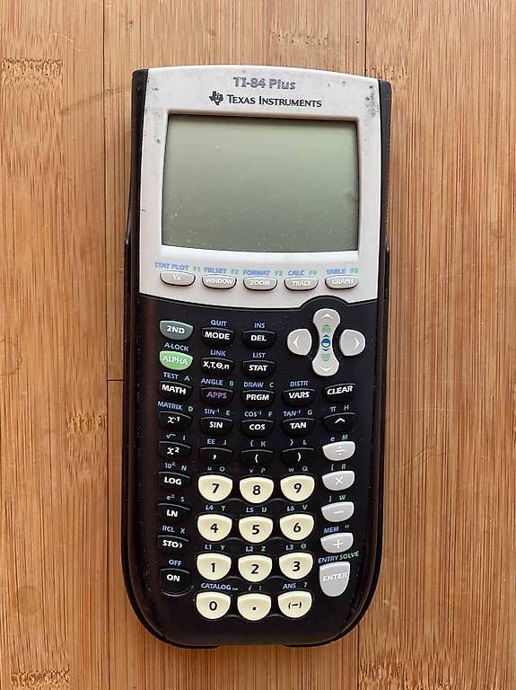 Calcolatrici tascabili: Texas Instruments TI-84 Plus Grafikrechner mit Schutzdeckel – Usato da Egg b. Zürich venduto da cyr_w8n6