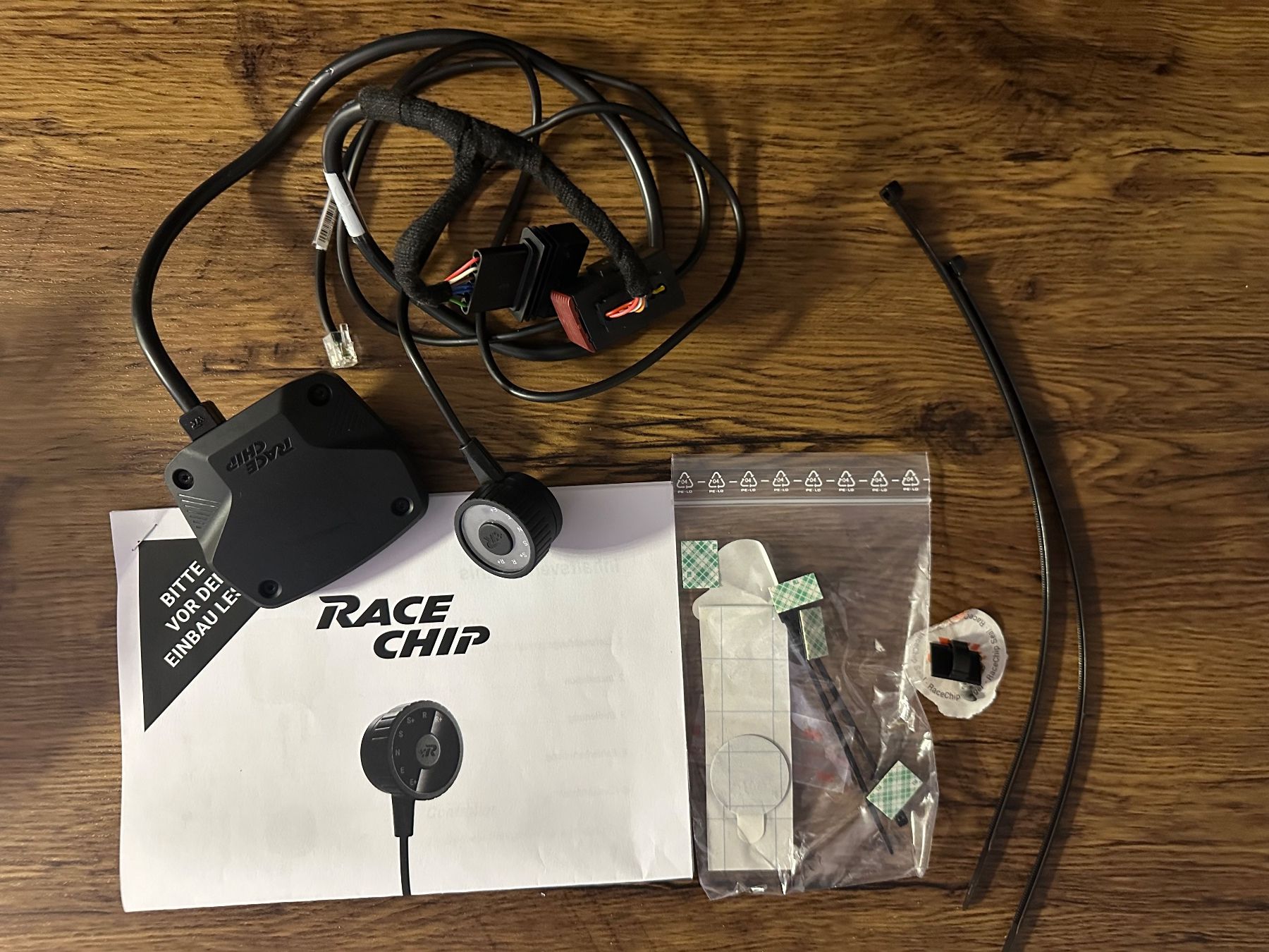 Tutti pezzi di ricambio auto: RaceChip Ultimate + XLR Chiptuning Set - Mehr Leistung! – Usato da Murgenthal venduto da iba_n7yj 1