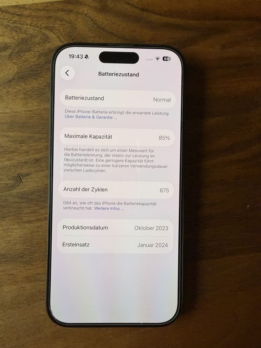 Apple Handys / Smartphones: iPhone 15 Pro sehr guter Zustand  – Gebraucht aus Sursee von Dersempacher 8