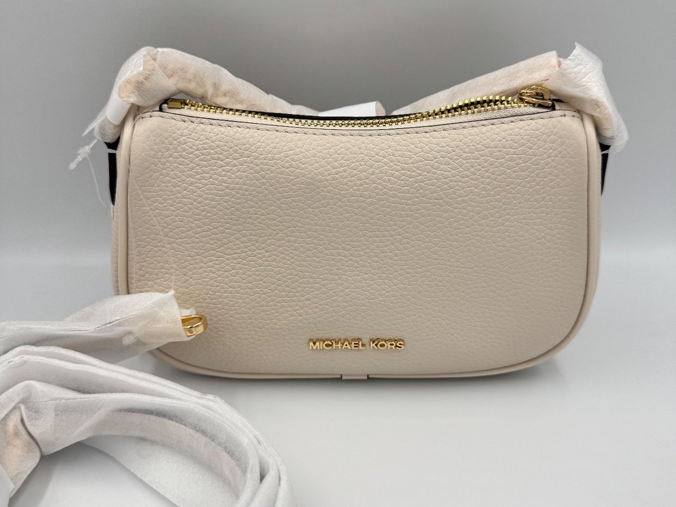 Michael Kors Sacs femmes: Michael Kors Tasche light cream – Neuf avec emballage d'origine à Wiedlisbach par Sistershop 1