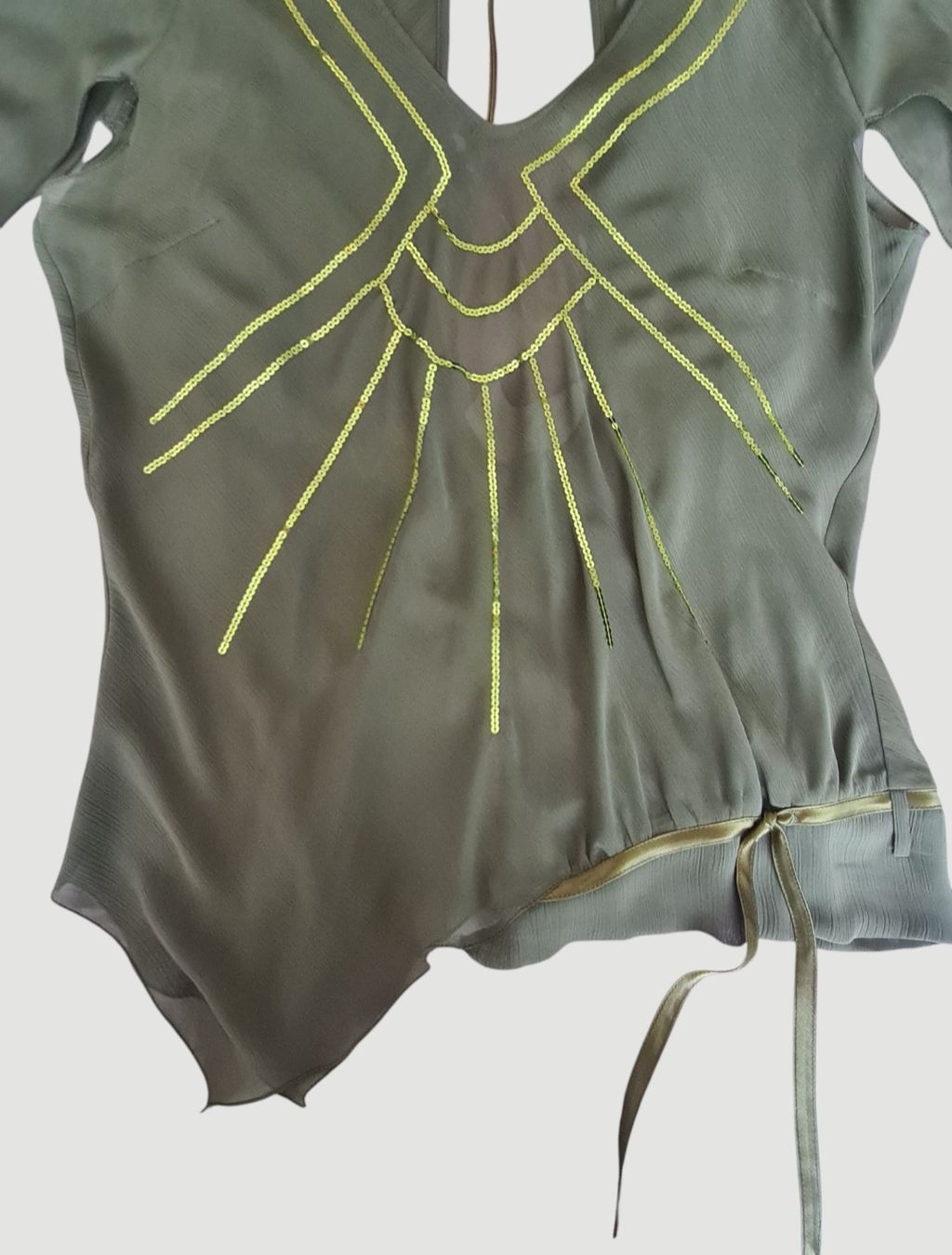 Blusen: Blouse Ana Sousa avec sequins, dos ouvert, taille 38 – Neu (gemäss Beschreibung) aus Renens VD von del_t2kx 2