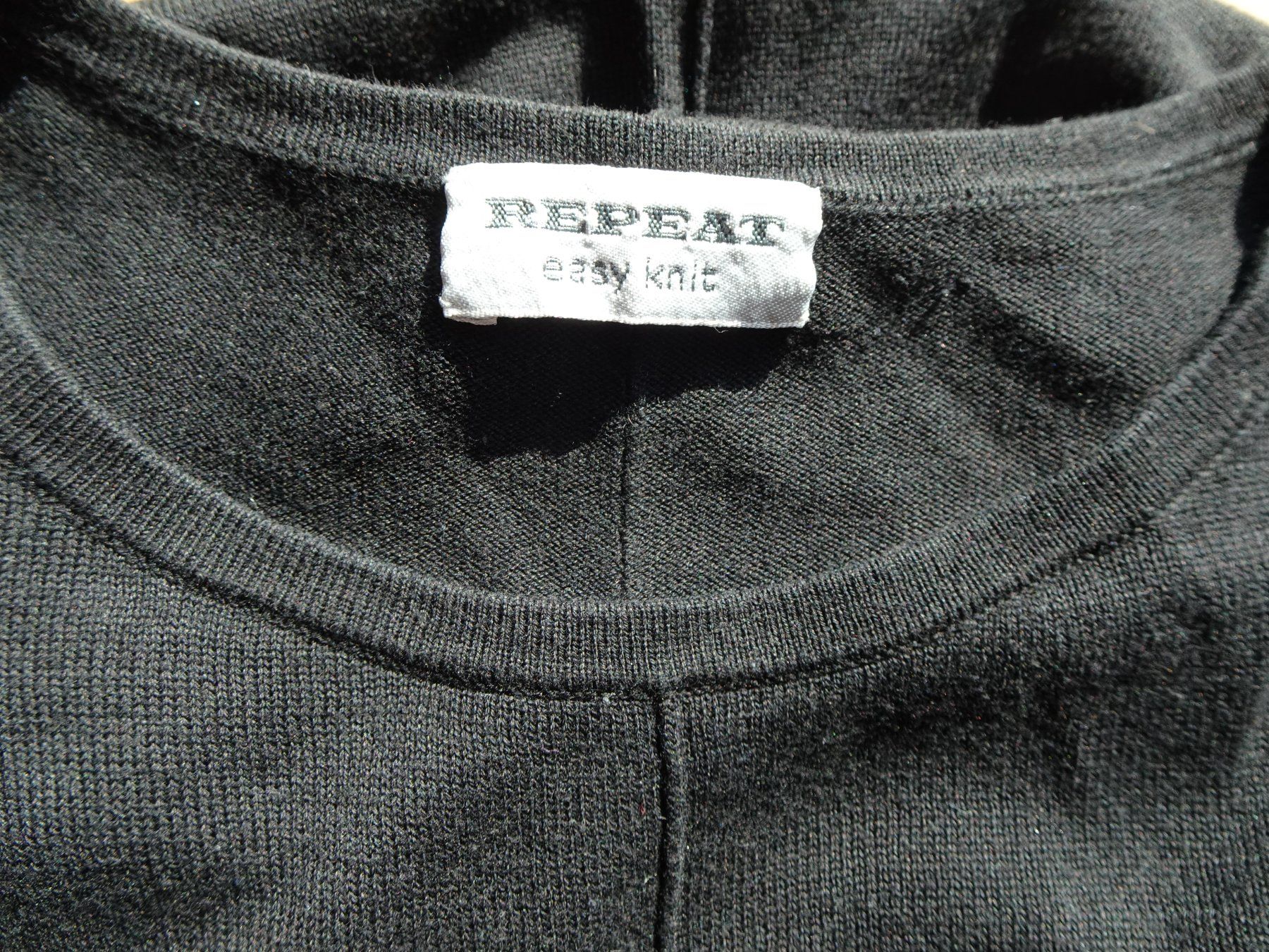 Repeat Robes: Repeat Kleid schwarz langarm Gr 36 Strickkleid – D'occasion à Winterthur par blumeblau77 1