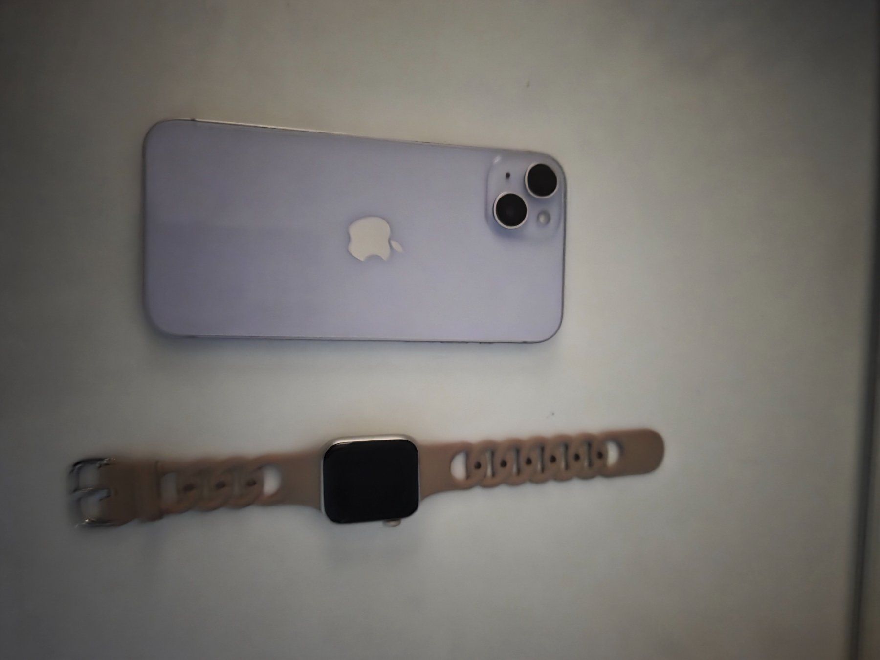 Apple Telefoni cellulari / Smartphones: Iphone 14 Plus 128GB ohne Apple Watch – Usato da Beringen venduto da jan_9fgy 2