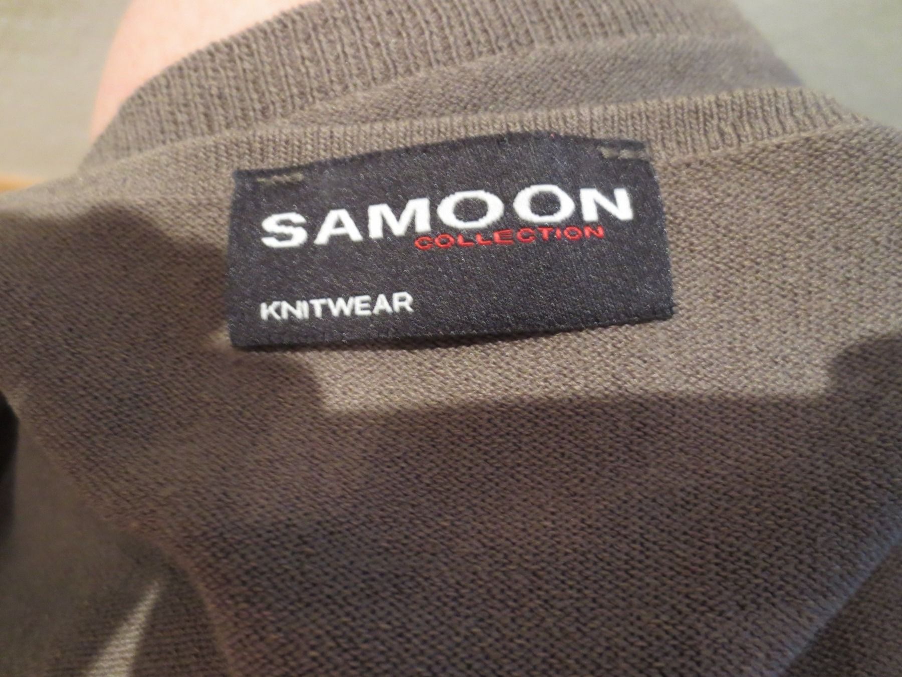 Top: Samoon Damentop schlamm - Gr. 44 – Usato da Männedorf venduto da Livingston
