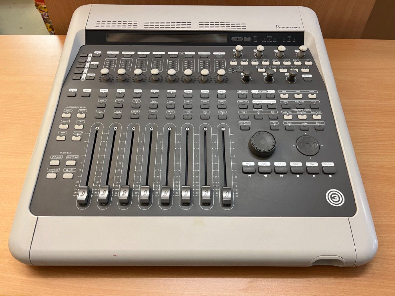 Digidesign Mischpulte: Digidesign Digi 003 Console Firewire Control Surface & Audio – Gebraucht aus Schaffhausen von mariovit