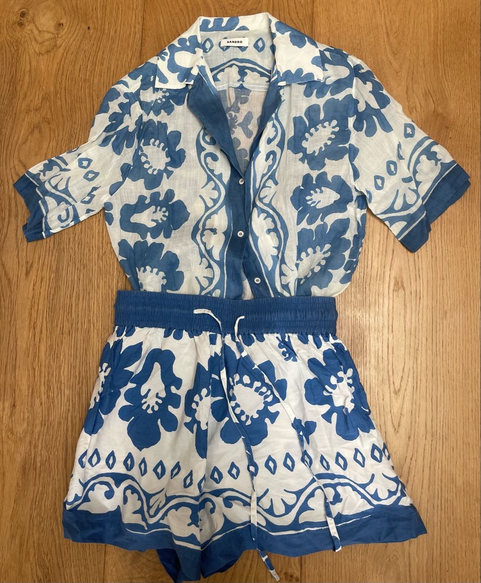 Sandro Lots de vêtements: Sandro co ord set in a size 2 and 40 – D'occasion à Yverdon-les-Bains par pen_bbz8 1