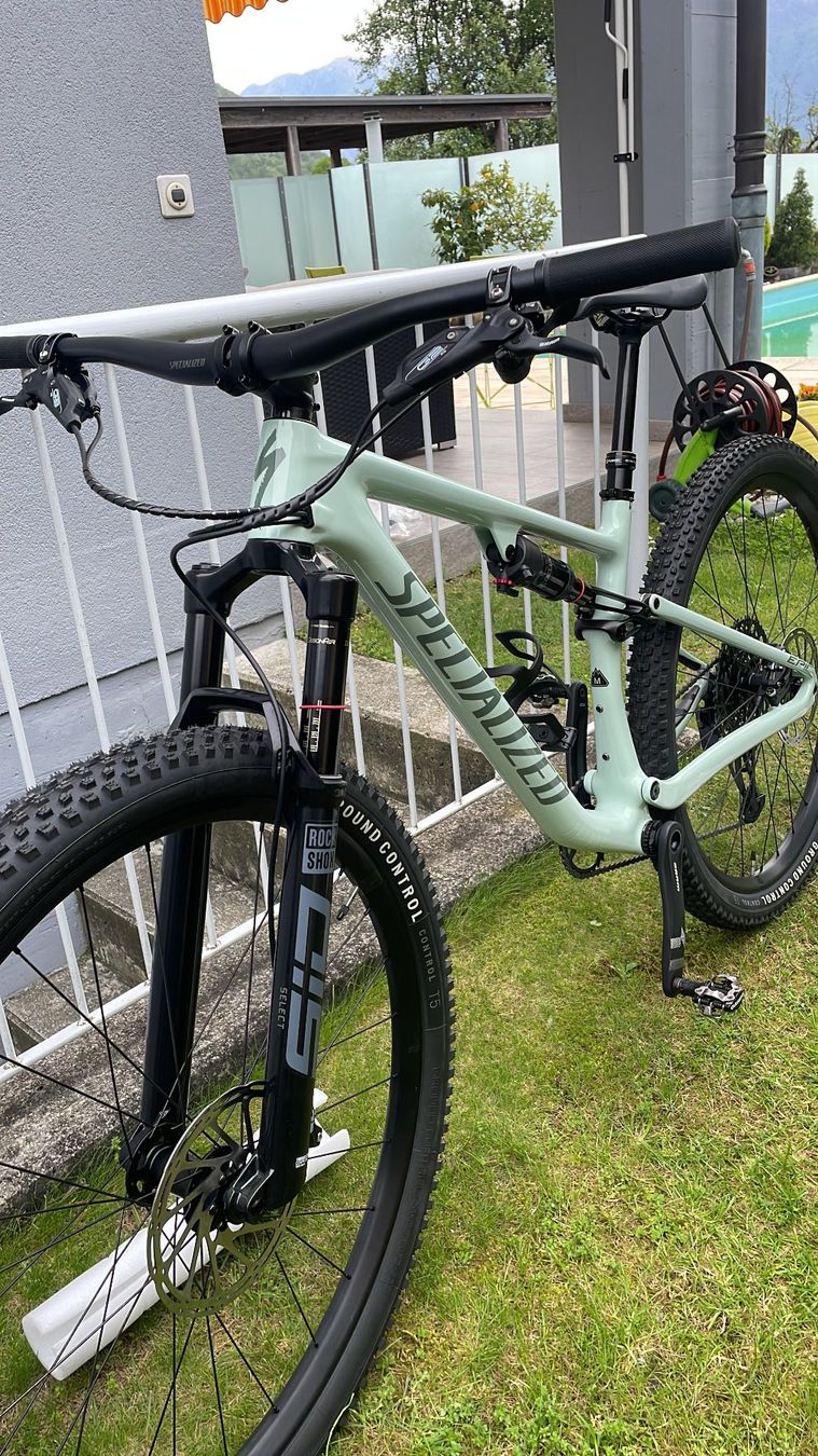 Specialized Velos: Specialized Epic – Neuwertig – Gebraucht aus Dübendorf von Platino1 1