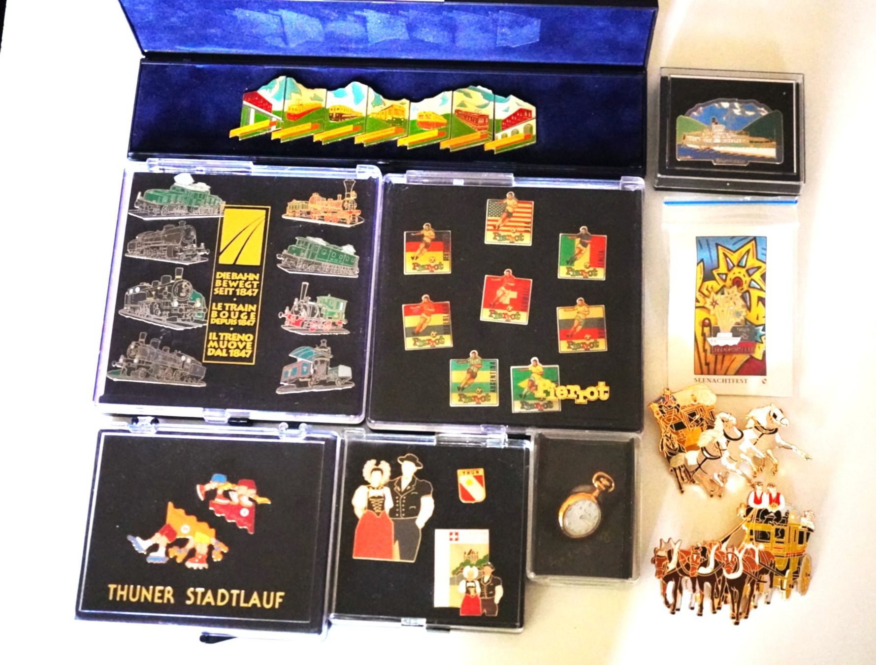 Placchette & Badge: Pin Sammlung Diverse – Usato da Worb venduto da worb01