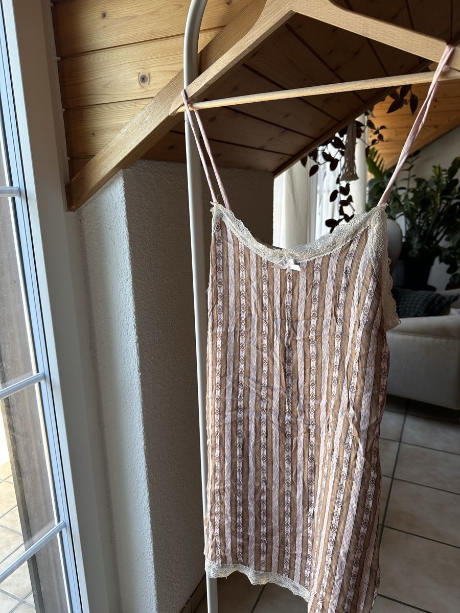 Vestiti: Kleid Marke Yes and No Gr. M – Usato da Münsingen venduto da Secondhand89