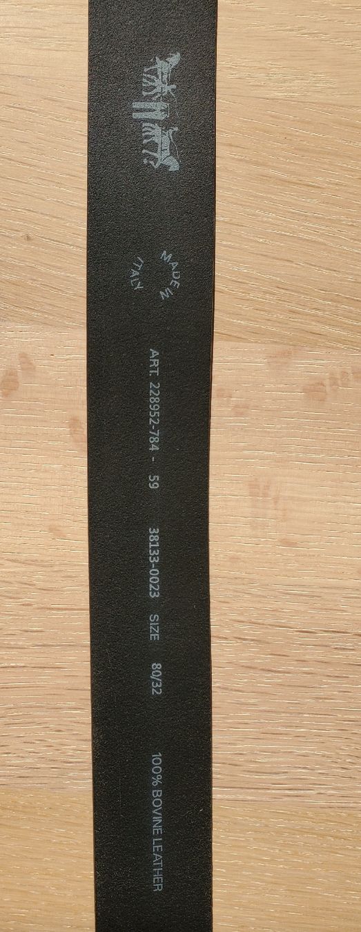 Levi's Cinture: Levis Gürtel Leder glänzend 80cm – Usato da Biel/Bienne venduto da SandraBar 2