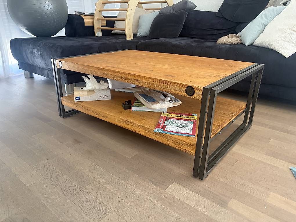 Tavoli: Couchtisch Manchester – Usato da Belp venduto da gridu1