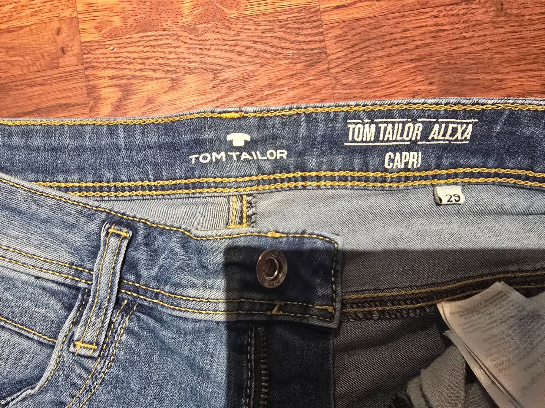 Tom Tailor Jeans: Dreiviertel/ Capri Jeans – Usato da Wattwil venduto da Yoshi.97 1