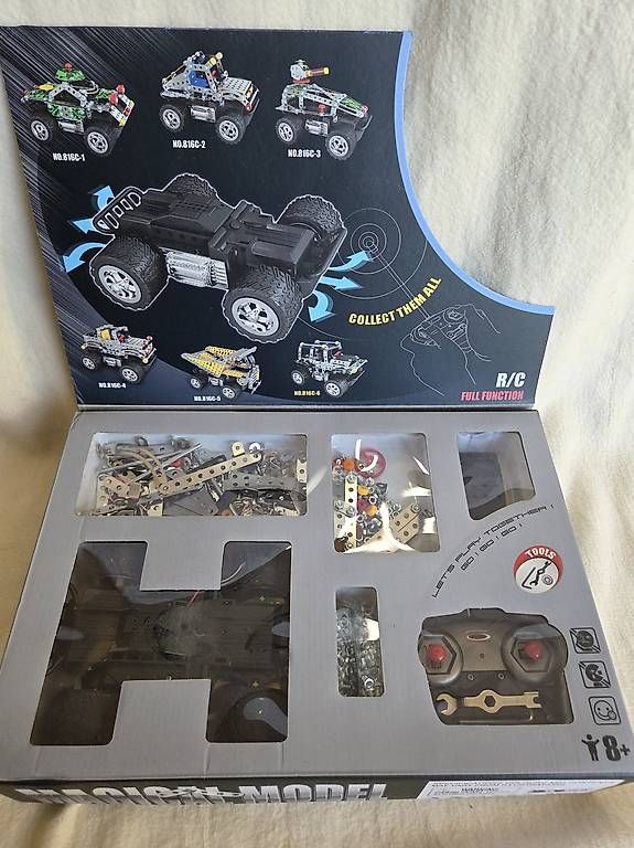 Kit di costruzioni: MAGICAL MODEL Véhicule de construction télécommandé – Usato da Cudrefin venduto da SimSone1 1
