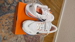 Nike Vomero Plus – Laufschuhe