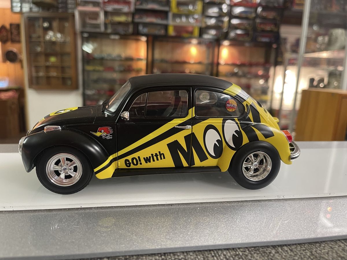 Solido Modellautos: VW Käfer 1303 "Mooneyes" Soittec, 1:18, Top Einzelstück! – Gebraucht aus Siebnen von speedy63