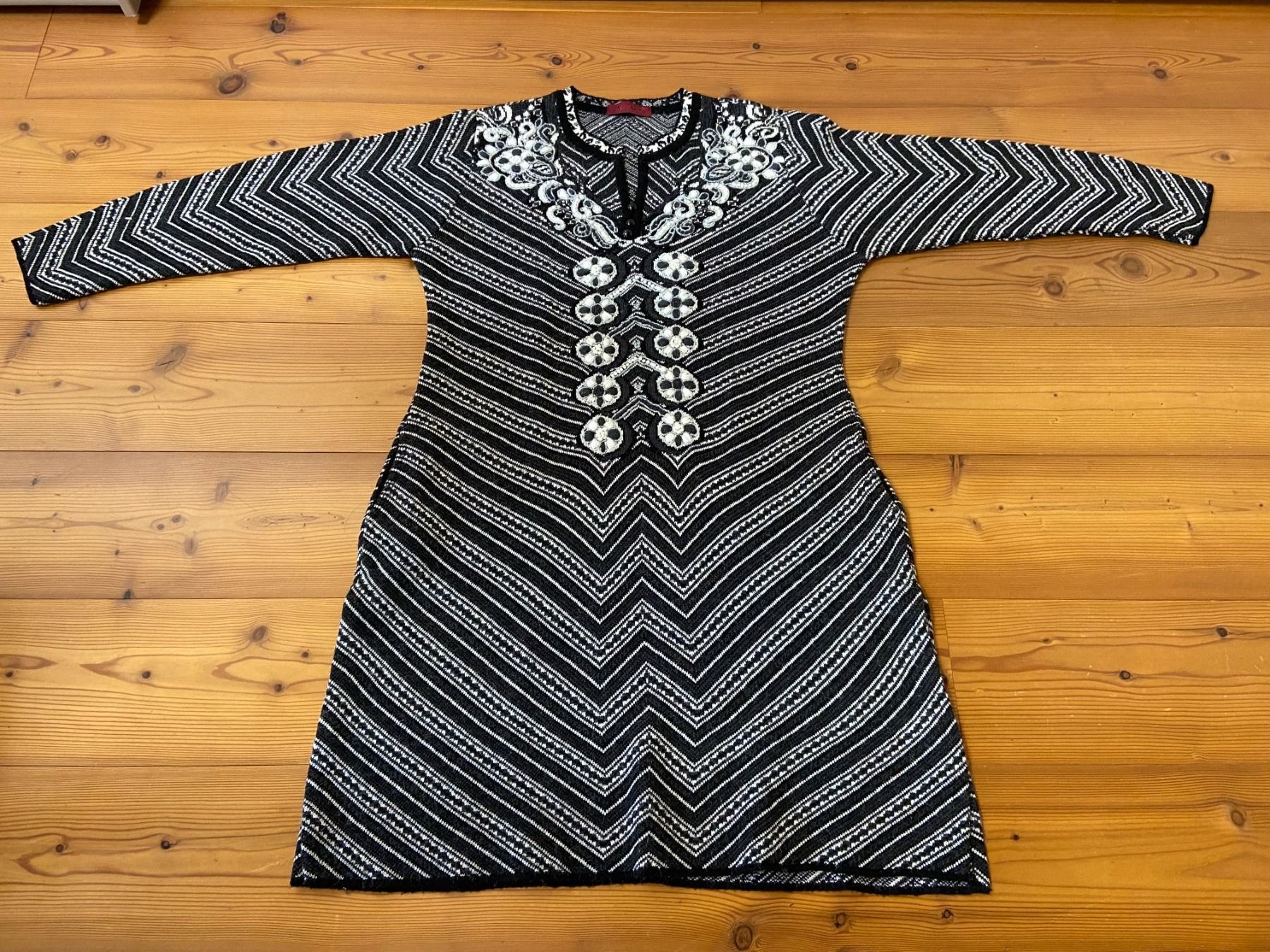 Kleider: Tolles Retro-Strickkleid / Long Pulli der Marke Navkar, M/L – Gebraucht aus Kleinandelfingen von linssandra
