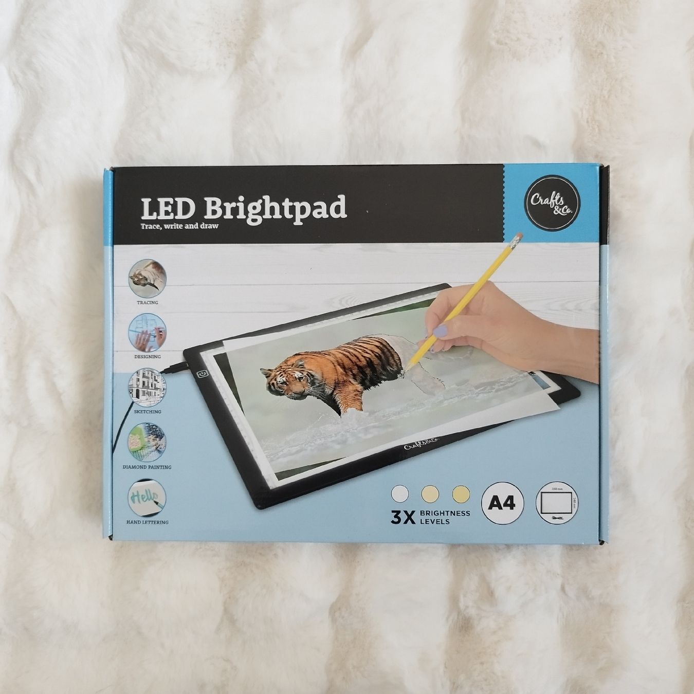 Tablet PC: Tablette Lumineuse Crafts & Co A4 Neuve – Nuovo e nell'imballaggio originale da Le Lignon venduto da gentleman.in.geneva 2