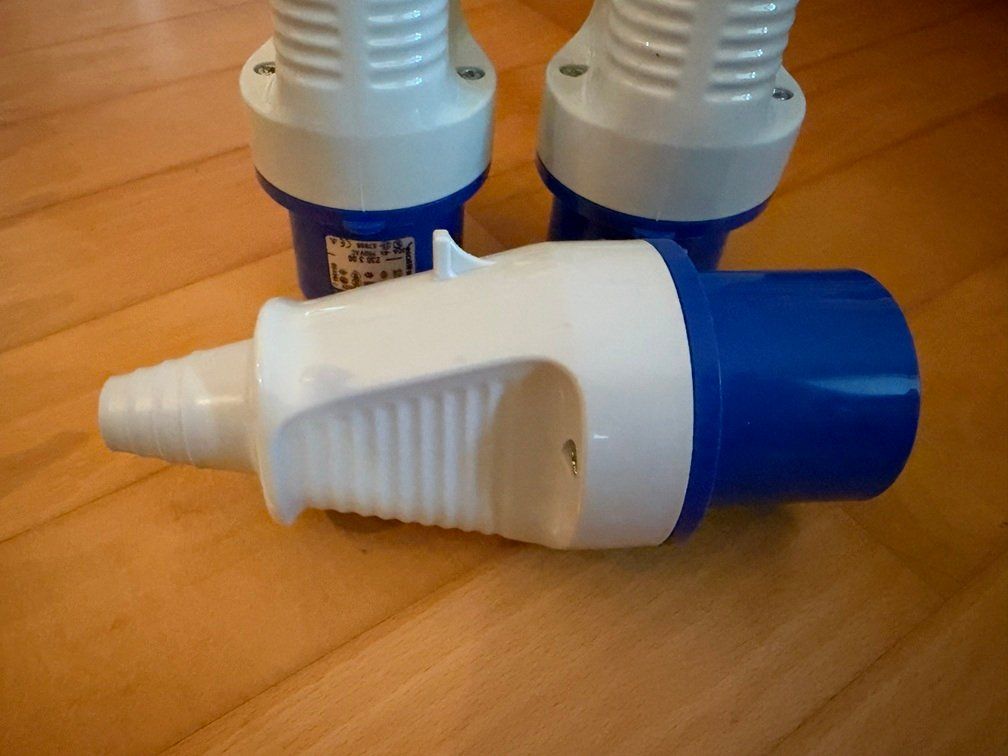 Walther Spine: Stecker CEE32/6 230V blau Walther – Usato da Ehrendingen venduto da KOLA16 1