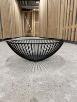 Plat à fruits design et moderne noire