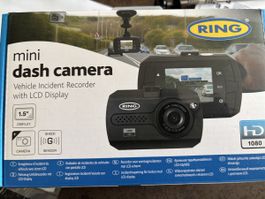 Ring Mini Dashcam 1080p Full HD mit Display – inkl. Zubehör