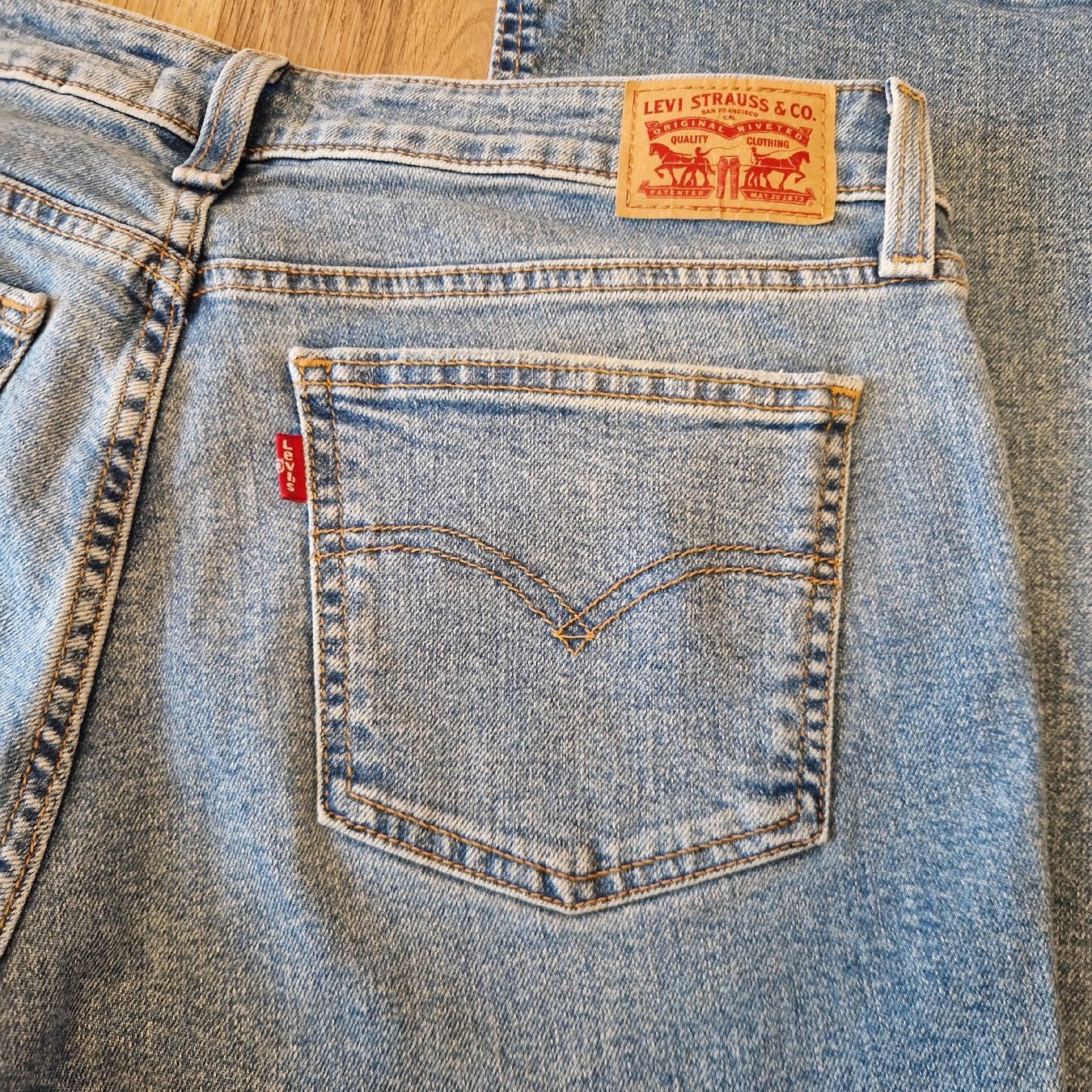 Levi's Jeans: Original Levis Jeans, Top Zustand, Grösse 30, hellblau – Usato da Gwatt (Thun) venduto da Letzte-Chance-II 8