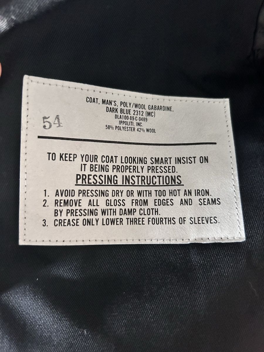 Uniformi: Authentic U.S Marine Corps USMC Parade Uniform – Nuovo (secondo la descrizione) da Biel/Bienne venduto da zit_v5yc 7