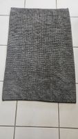 Moderne Badematte in Grau - Super Zustand!