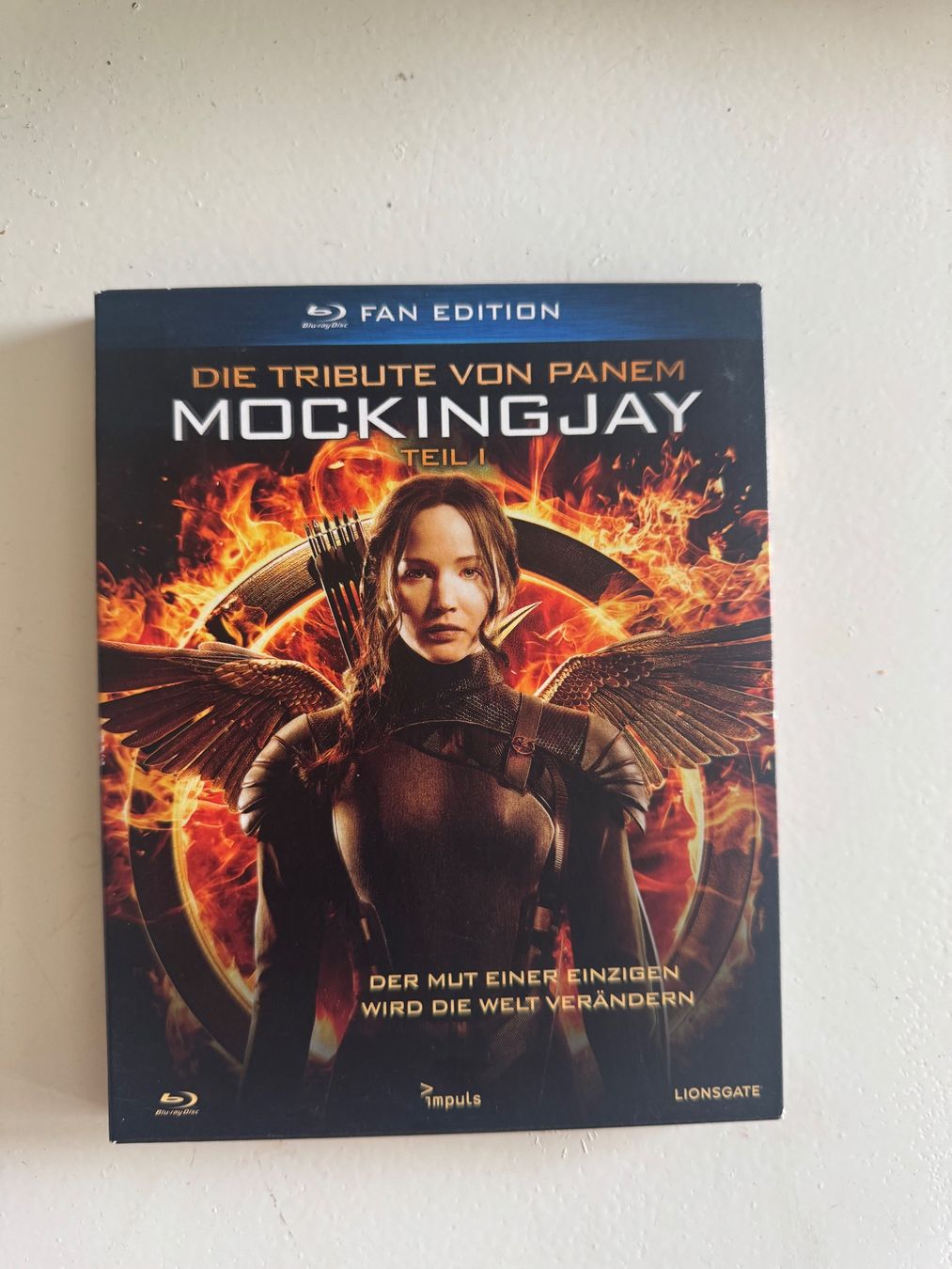Alle DVDs: DIE TRIBUTE VON PANEM/MOCKINGJAY/ TEIL 1/.  BLU-RAY – Gebraucht aus Basel von san_2qlq
