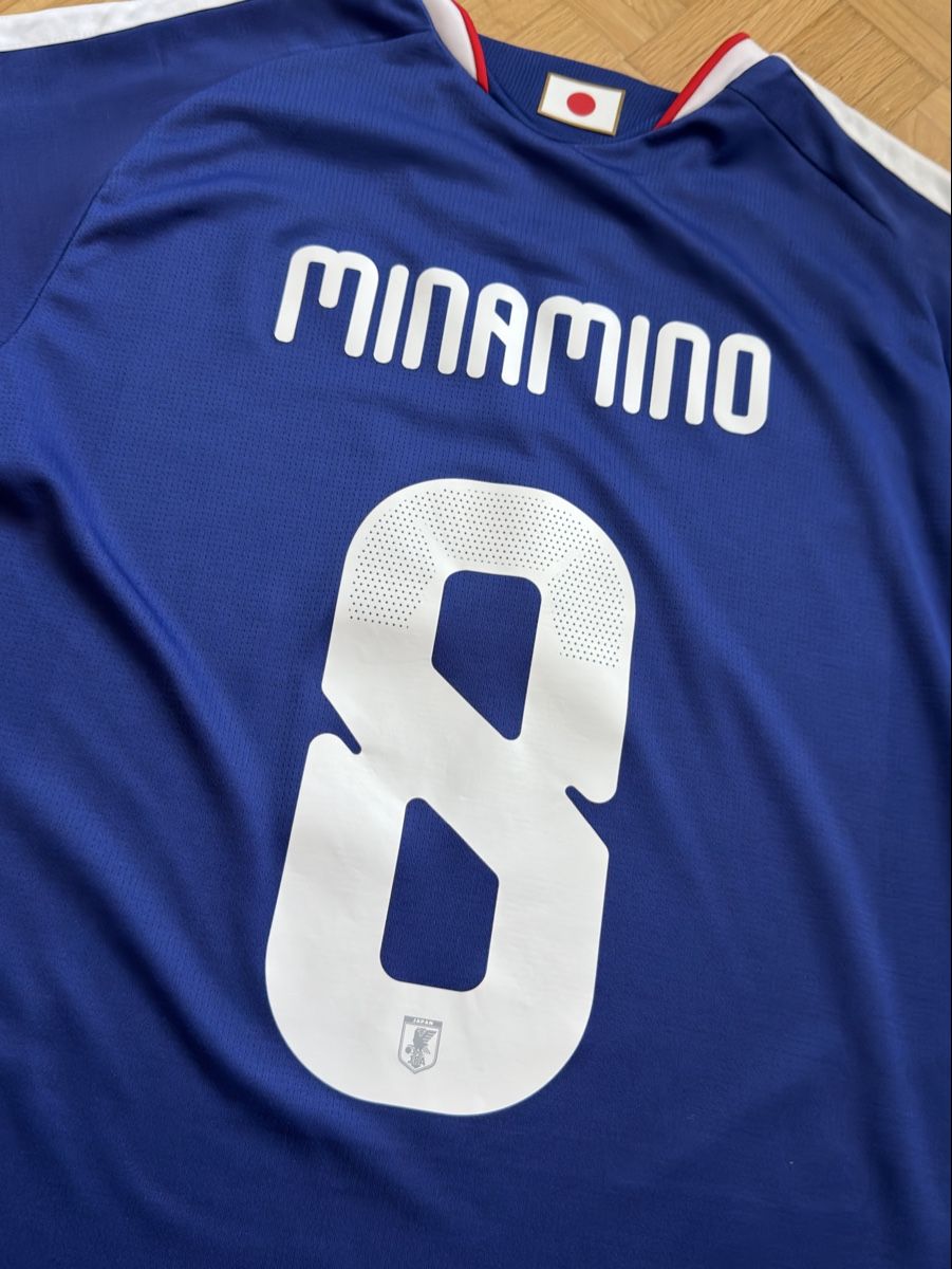 Adidas Canottiere & Pantaloni: Trikot Japan Minamino – Usato da Zürich venduto da artemidis 1