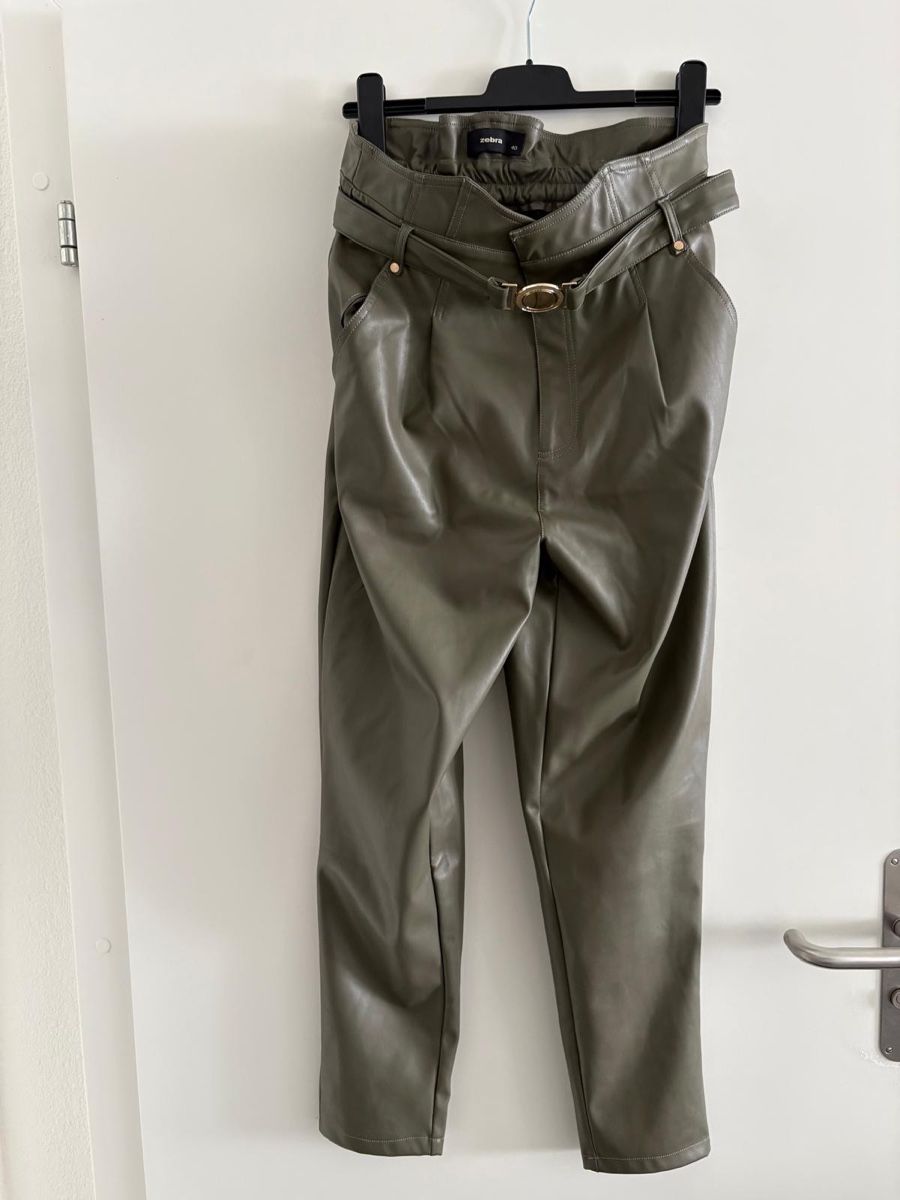 Hosen: Kunstlederhose Gr. 40 – Gebraucht aus Thalwil von Leo33x