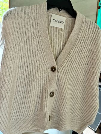 Closed! super tolle neue Strickjacke. Gr. M NP 320
