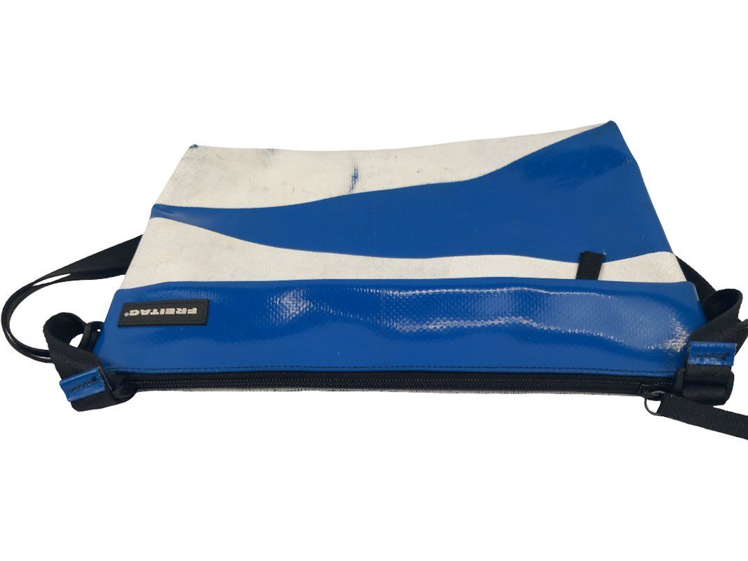Freitag Sacs: FREITAG Tasche blau weiss – D'occasion à Hünenberg par Restwert_Zug 4